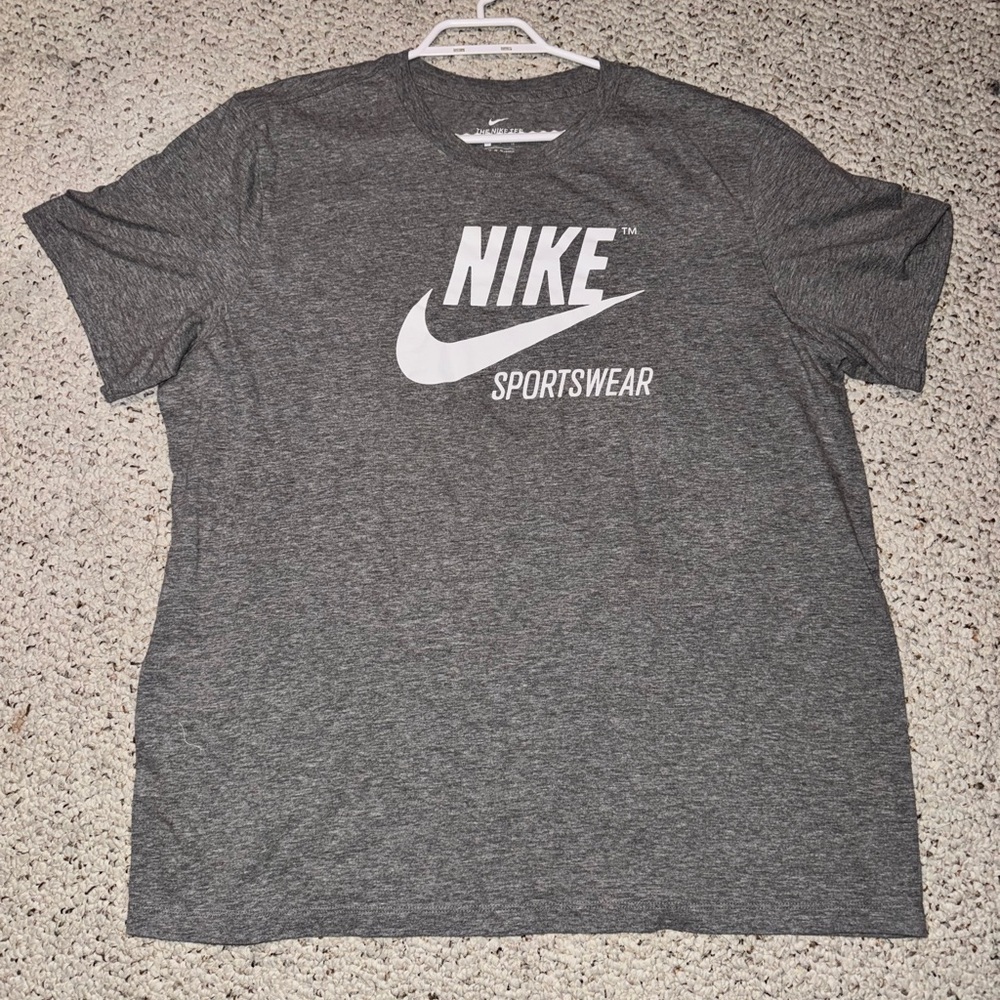 Nike sportswear tee